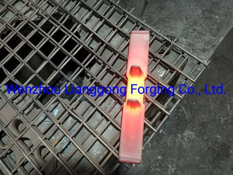 Forged Undercarriage Track Shoe/Pad/Metal Core/Spare Parts Used in Excavator and Bulldozer