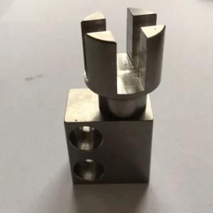 Stainless Steel/Brass/Aluminum CNC Machining Parts/Hardware Car Spare Part