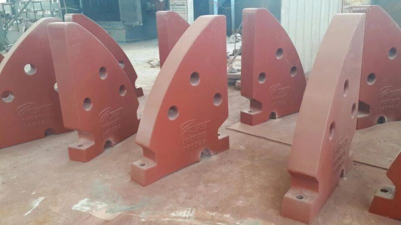 China Customized Service Truck Parts Body Housing by Ductile Cast Iron Shell Mold Sand Casting Process for Agricultural Machinery