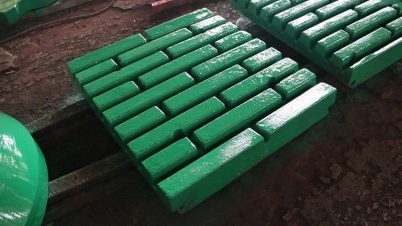 High Manganese Steel Plate Jaw Crusher Plate Wear Parts for Mining Machinery