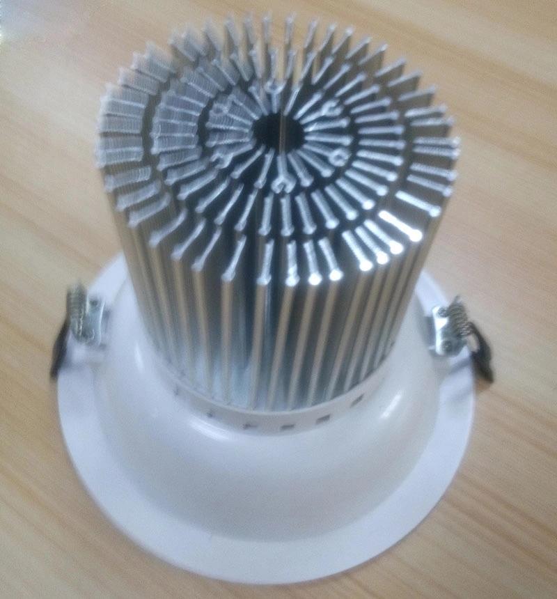 Alu. LED Lamp Heatsink Made of Cold Forging